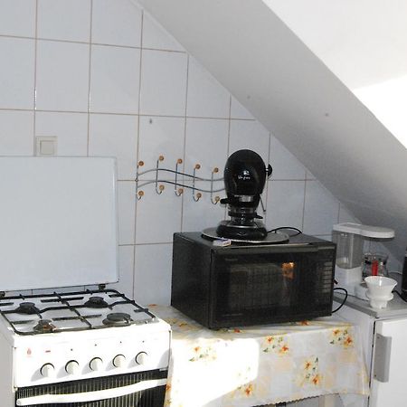 Karavan Panzio Hotell Kecskemét Eksteriør bilde
